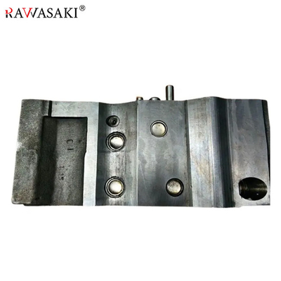 Culasse de moteur des pièces J05E de l'excavatrice SK200-8 SK210-8 SK250-8 SK260-8